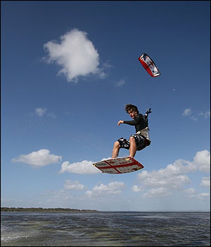 kite surfing